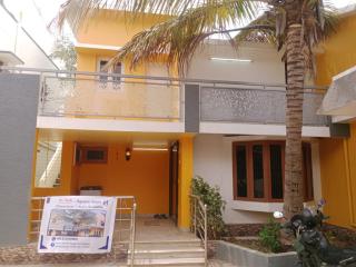 Square & Dormitory Stays - Tirunelveli - 0
