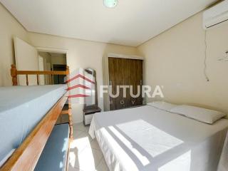 A poucos metros da praia, lindo apartamento 02 dormitórios LA017E - Bombinhas - 6
