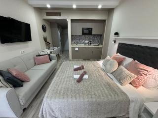 Elegant Seaview Alliance Palace Apartment - Angisa - 2