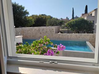 "Apartments Petra - 2 Bedroom with Swimming Pool" - Čilipi - 2