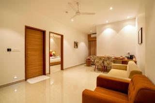 Hotel Grand Avenue - Pāmbādi - 8