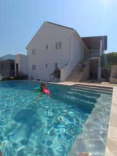 "Apartments Petra - 2 Bedroom with Swimming Pool" - Čilipi - 0