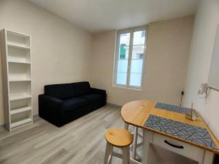 Suite Beaulieu 1 - Jacuzzi et Clim - Angulema - 9