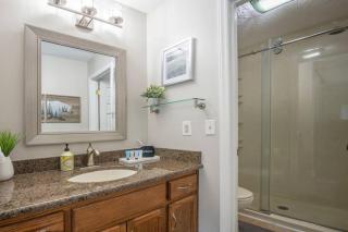 Brook Haven Condo - Downtown Blowing Rock Ground Floor Fully Stocked with 2 King Beds - Blowing Rock - 4
