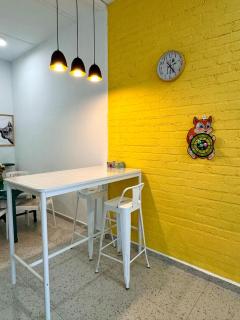 Stay Meow Meow Mount Erskine Pet Friendly Single Storey Semi-D Near Gurney Bay - 1