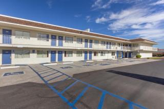 Motel 6-Phoenix, AZ - North Bell Road - Phoenix - 1