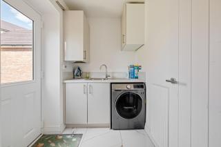 Premium Living Space in Rugby - Rugby - 4