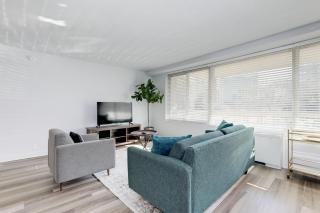 Arlington Escape: 2BR Oasis Near D C & Airport - Arlington - 1