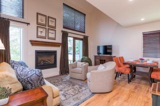 Indian Springs - Sun Valley - 7