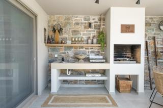 Modern Family Villa Leba with Private Pool & BBQ - Agios Dimitrios - 8