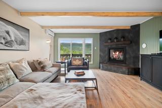 Cozy Condo Overlooking Mont Tremblant and the lake - 9