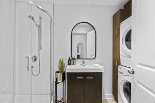 Trendy Open-Space Studio by Jean Talon Market - Montreal - 1