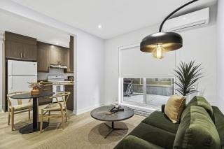 Stylish Open-Space Studio by Jean Talon Market - Montréal - 6