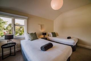 Grand Old Mansion - Sleeps 12 - Christchurch - 3