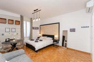 Brown Room - Milan - 0