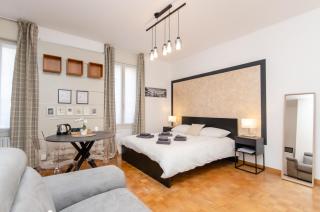 Brown Room - Milan - 1