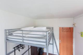 Studio pour 3 - Confort Moderne, Proche Métro - Paris - 8