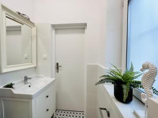 Studio By The Pier III z balkonem - Sopot - 1