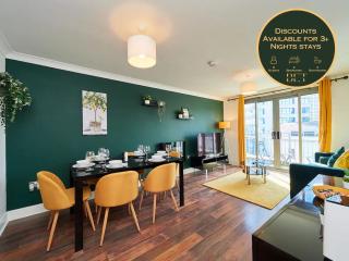 Cosy Emerald Suite - Two Story Duplex Apartment - Balcony - Contractors - Family - City Centre - Broadway Plaza - Five Ways - Sleeps 6 - 9