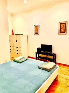 Cozy Studio in Stª Catarina - Lissabon - 3