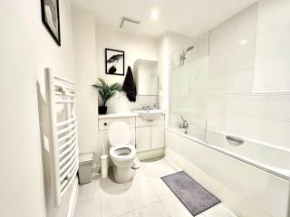 Watford Serviced Apartment, Free Parking, City Centre - Watford - 3
