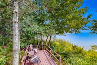 Cozy 1BR Cabin with Landscape Views - 9