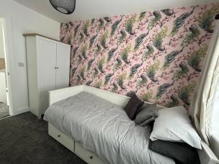 Tower Close - Saint Helens - 1