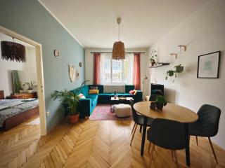 Boho Apartment in Old Town - Bratislava - 8