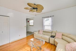 9 Mi to Dtwn Boston Cozy Malden Apartment - Malden - 5