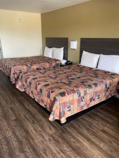 Relax Inn Marlin - 1