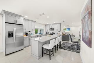 Sail Away Beach Cottage - Fort Lauderdale - 2