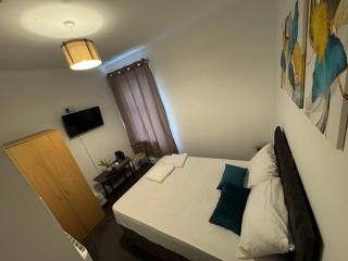 North Coast Hotel - 6