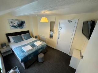 North Coast Hotel - 8