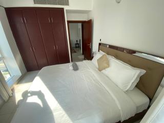 Phineek Magnificent one bedroom apartment - Dubai - 4