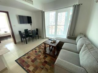 Phineek Magnificent one bedroom apartment - Dubai - 9