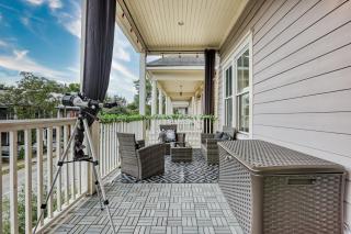 5min to DT - King Beds - Parking - Telescope - Private Balcony - Savannah - 1