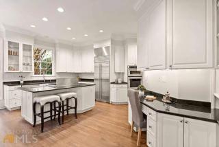 Luxury Spacious 4BR Residence in Central Buckhead - 1