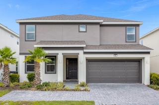 Luxurious Family Home with Themed Bedrooms Pool Theatre BBQ and Games - Kissimmee - 4
