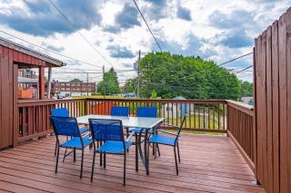 The Gallery, an Allentown Retreat with Views! - Allentown - 9