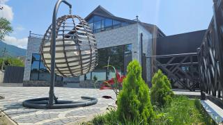 New Milan Mountain Ponoramic Hotel, with indoor heated swimming pool - 1