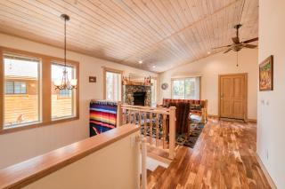 Landfall on the North Shore - Fenced Yard, Walking Distance to Lake - 4