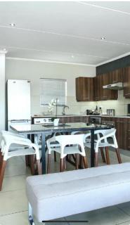 Luxury Apartment in Sandown - 8