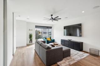 New Modern Townhome with Rooftop Patio townhouse - Iowa City - 9