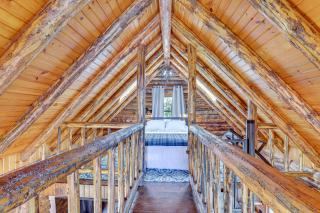 Peaceful Creekside North Studio with Fire Pit - 1