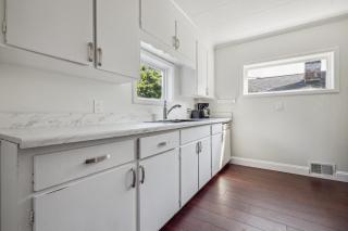 Comfortable 4BR 2BA in the Falls - Niagara Falls - 4