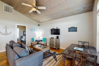 Eskridge Gem - Both Homes - 5