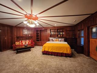Red Mountain Manor vineyard and guesthouse - 5