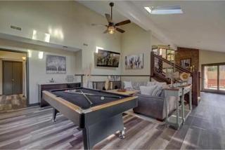 Emmas Rare Find By Beyond Expectations W Hot Tub - 3