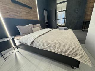 Luxury Three Bedroom Ultracentral Apartment - 3