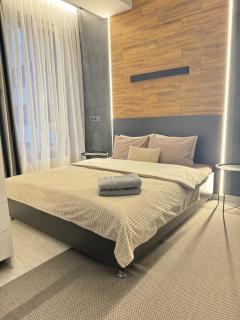 Luxury Three Bedroom Ultracentral Apartment - 5